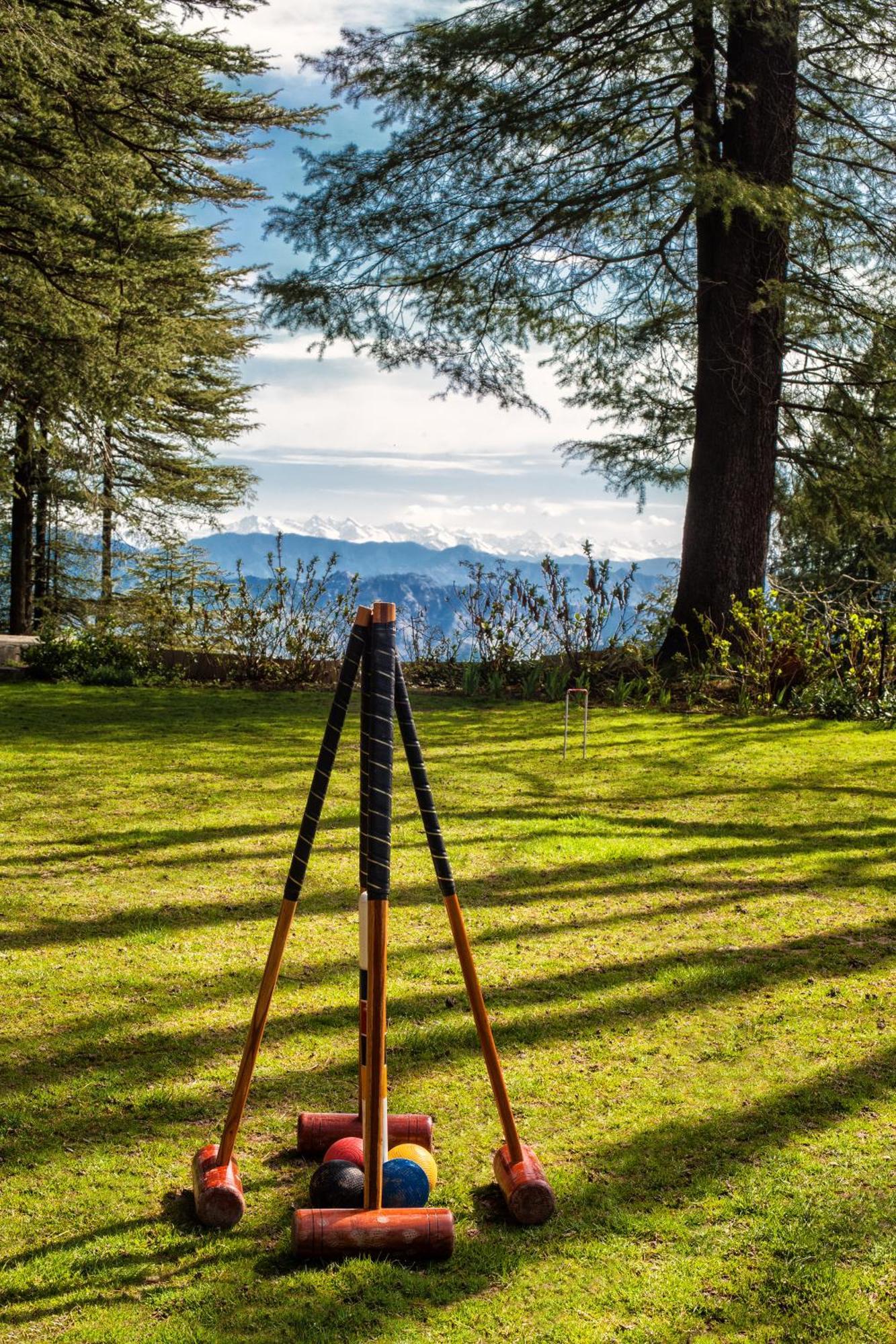 Wildflower Hall, An Oberoi Resort, Shimla Exterior foto